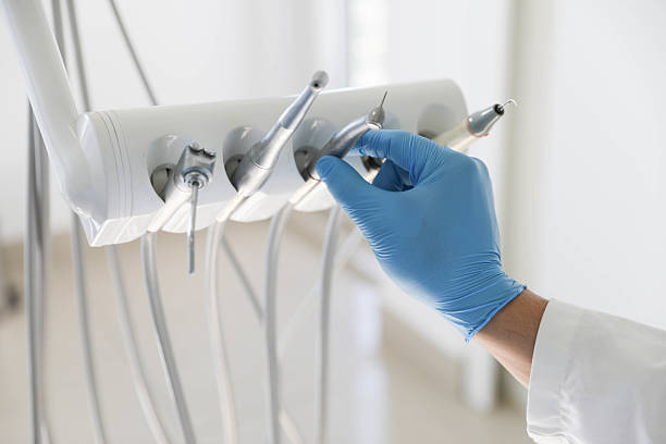 Professional Emergency Dentist technician working in New Lexington, OH
